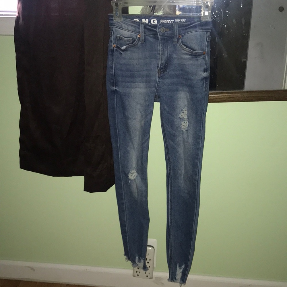 Jeans - Picture 2 of 4